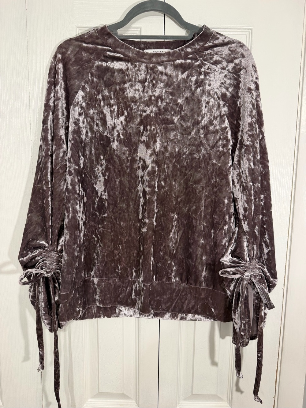 Ro & De Velvet Tie Sleeve Top S Purple